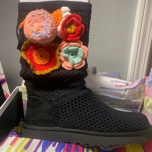 Ugg crochet classic black in color NWT